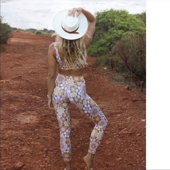Kavala Collective Flower Power Legging - Picture 3 of 9
